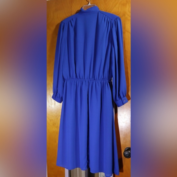 Pure Argenti vintage blue dress with hidden buttons, size 12 - Picture 7 of 12